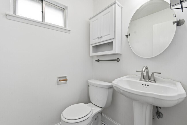 Building Photo - 7610 E 21st Pl