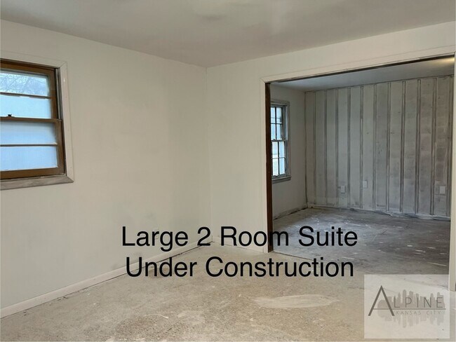 Building Photo - Spacious One Level Home on HUGE LOT!