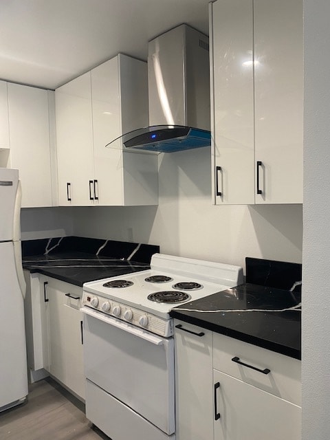 Building Photo - 5460 White Oak Ave