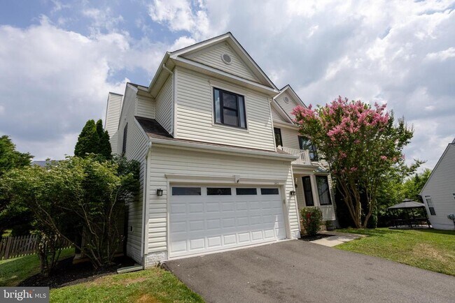 Building Photo - 1411 Campbell Ct NE