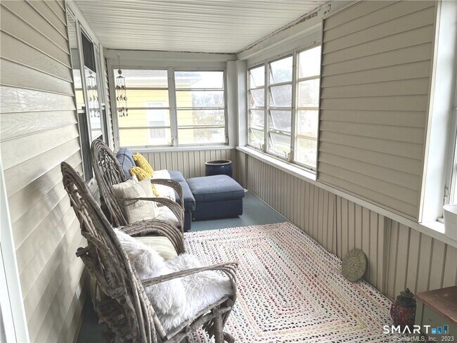 Building Photo - 158 Scofield Ave