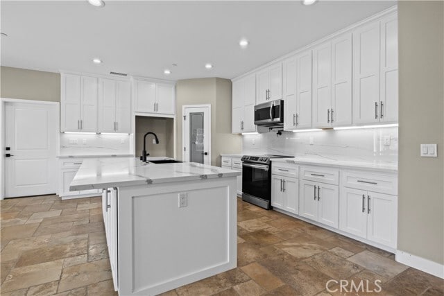 Building Photo - 993 Rancho Rd