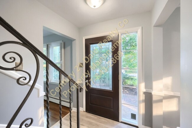 Building Photo - Beautiful 3 Bedroom 2.5 Bath Home in Dallastown Schools Pet Friendly