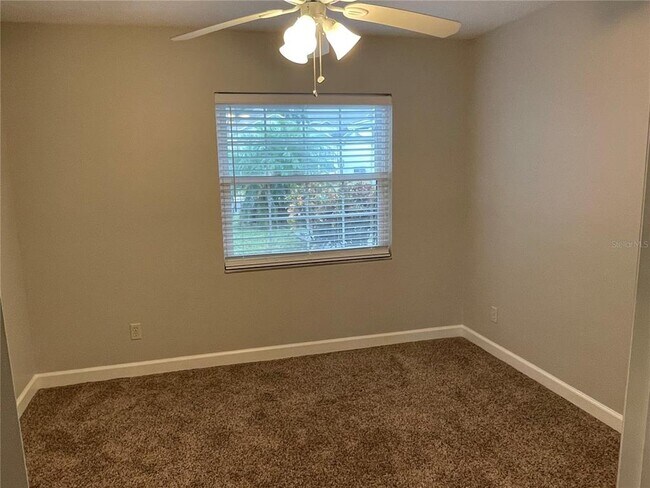 Building Photo - 100 Division St