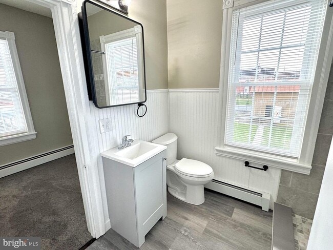 Building Photo - 14 W Penn Ave