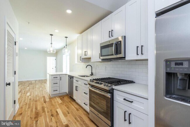 Building Photo - 3401 Hamilton St