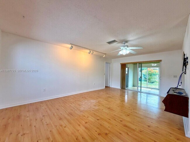 Building Photo - 11730 NW 33rd St