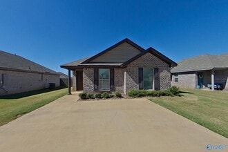 Building Photo - 107 Dawson's Ml Dr