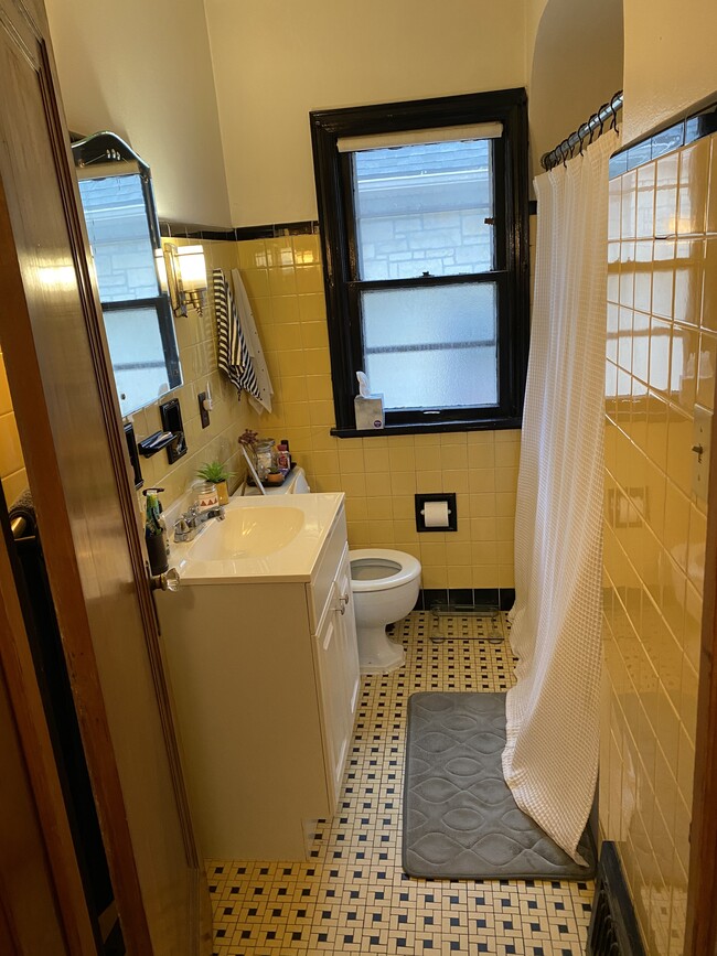 Bathroom - 2642 N 62nd St