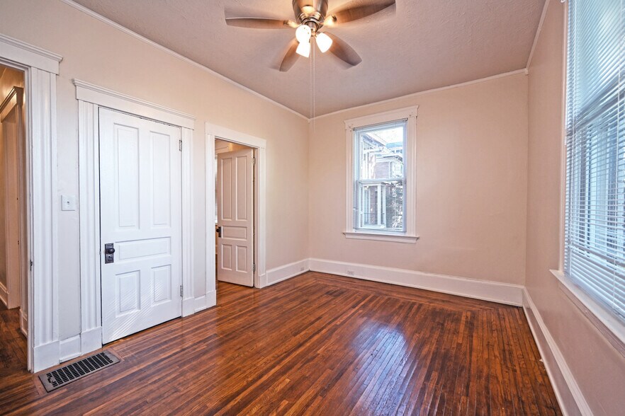 Building Photo - 1415 Locust St