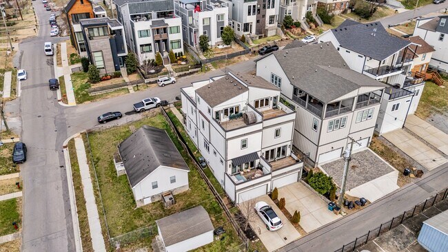 Building Photo - 3325 Felicia St