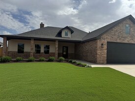 Building Photo - 315 Cowboy Ln