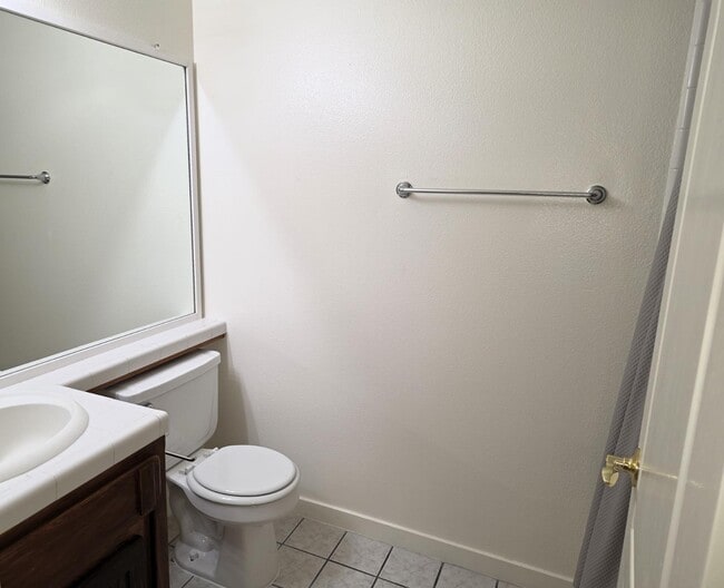 Building Photo - 459 E Pebble Beach Dr