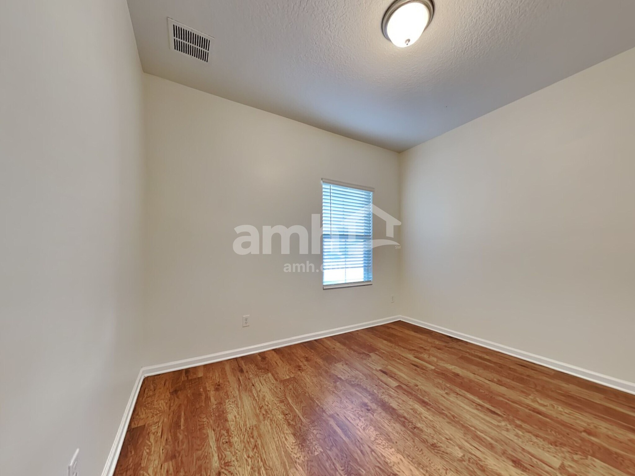 Building Photo - 8179 Radican Rd