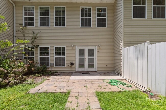 Building Photo - 104 Kendal Ct