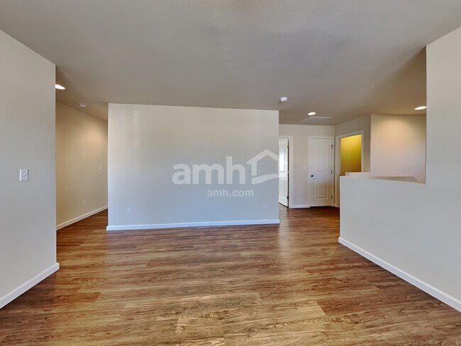Building Photo - 18960 112th Ave Ct E