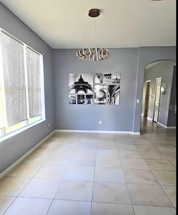 Building Photo - 13260 Phoenix Dr