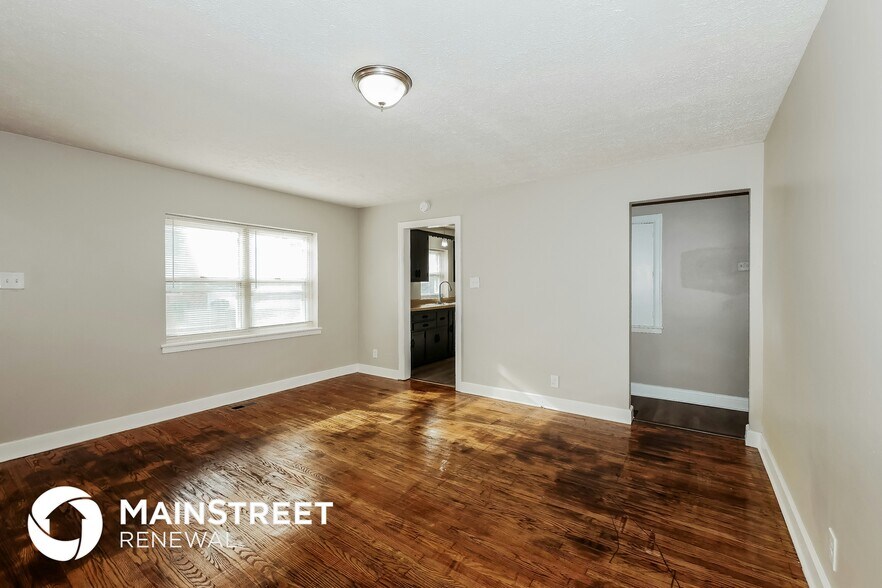 Building Photo - 7 N Irwin St