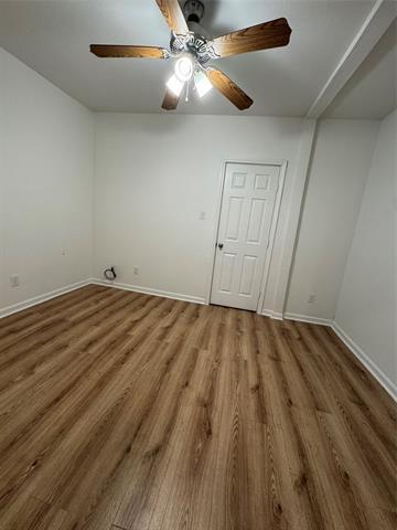 Building Photo - 2825 Meadowbrook Dr
