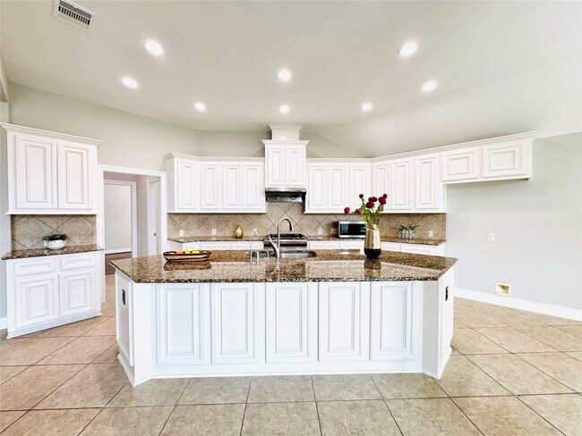 Building Photo - 27907 Brandy Creek Lane