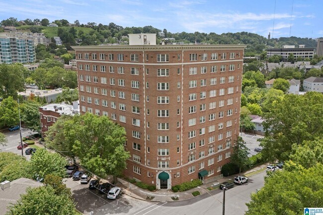 Building Photo - 1100 27th St S