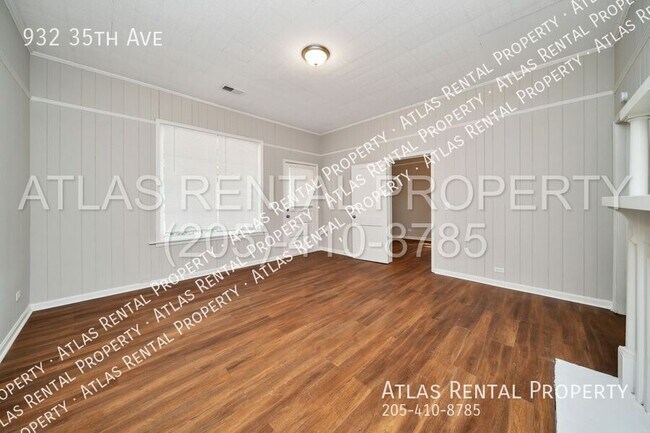 Building Photo - 932 35th Ave