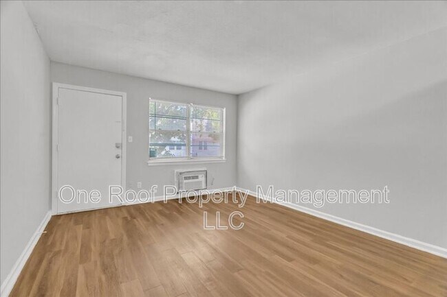 Building Photo - 646 N 31st St