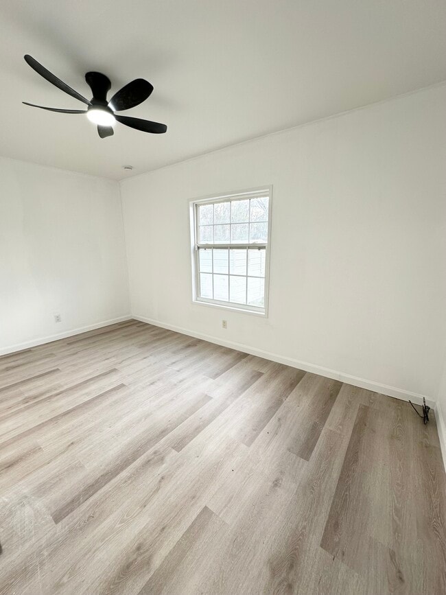 Building Photo - 1318 Cypress Island Hwy