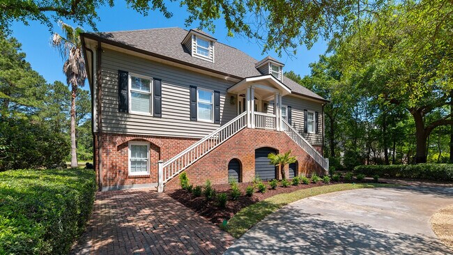 Building Photo - 546 Collins Meadow Dr