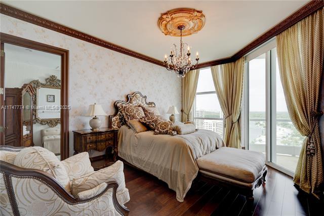 Building Photo - 16047 Collins Ave