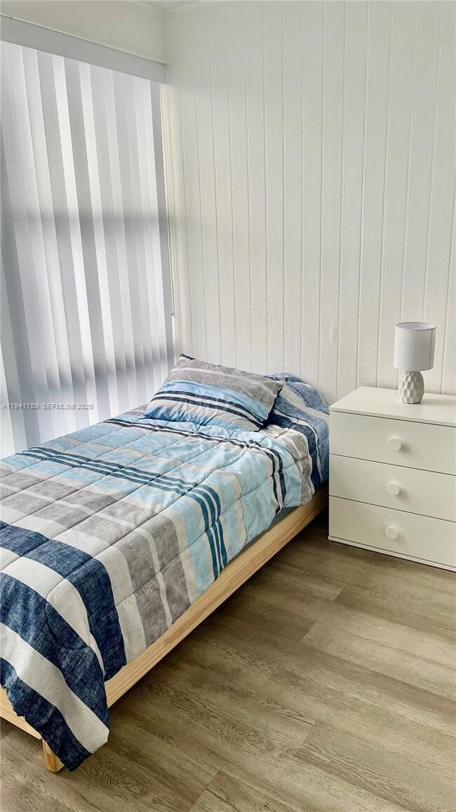 Building Photo - 17620 Atlantic Blvd