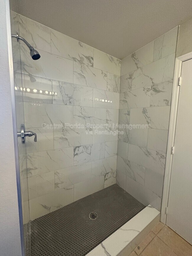 Building Photo - 14328 Rainsong Dr