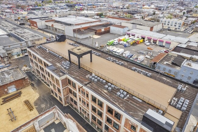 Building Photo - 2201 Castor Ave