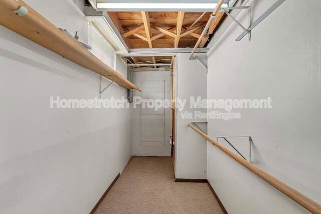 Building Photo - 10527 Prestwick Dr