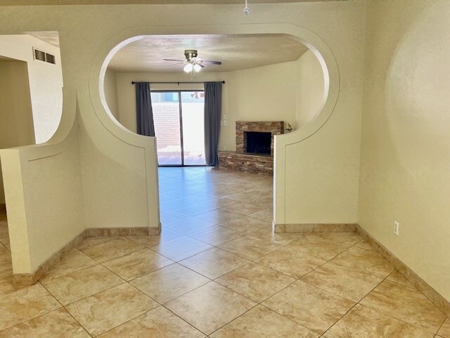 Building Photo - 2256 E Camino Cancion