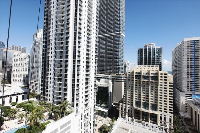 Building Photo - 1080 Brickell Ave