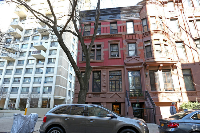 Building Photo - 502 East 88th Street