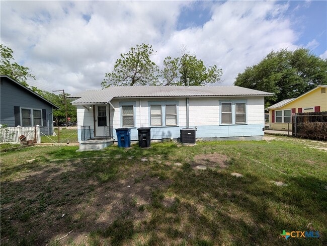 Building Photo - 1185 W Mill St