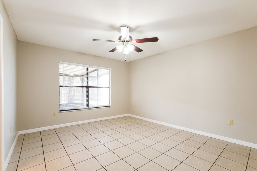 Building Photo - 116 Whitehall Way