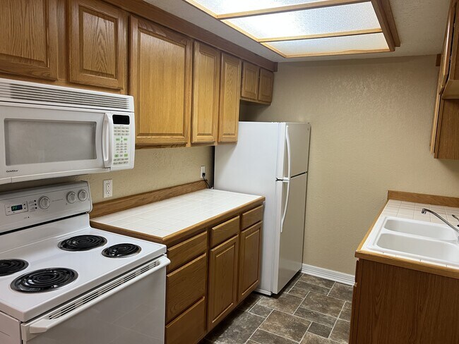 Building Photo - 25972 US-70