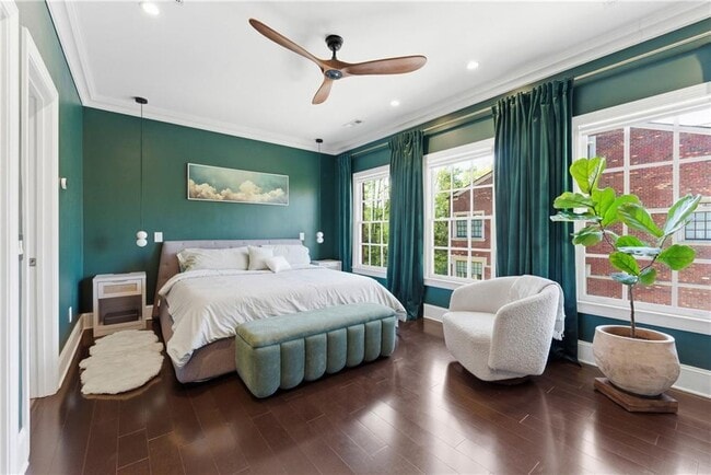 Building Photo - 2910 Hermance Dr NE