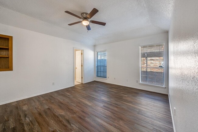 Building Photo - 6610 Darcy Ln