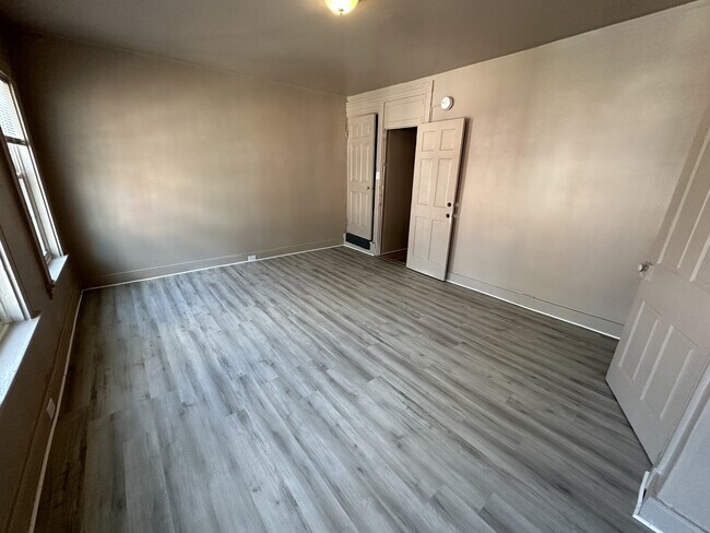 Building Photo - 356 Beaver St