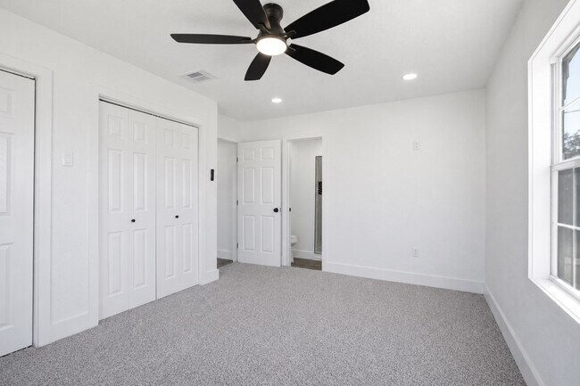 Building Photo - 1213 Patton Dr