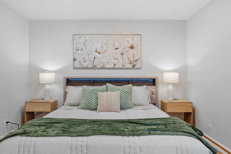 Building Photo - 1853 Penasco Rd