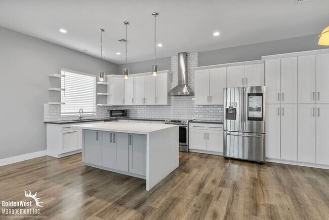 Building Photo - Fairmount Ave