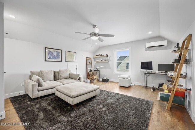 Building Photo - 28 Rector Pl