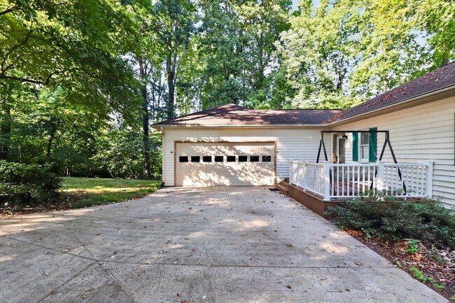 Building Photo - 151 Seagrove Ln