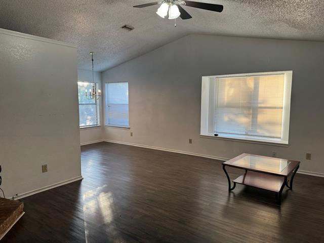 Building Photo - 500 Island Ct