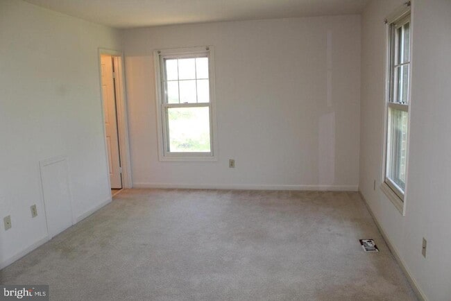 Building Photo - 10742 Brice Ct